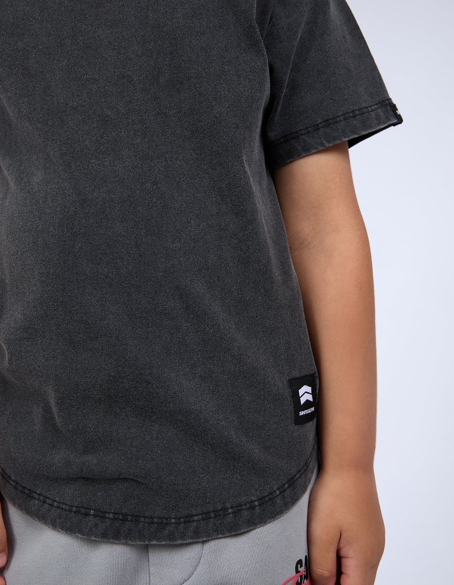 Kids Stg Essential Tee Washed Black