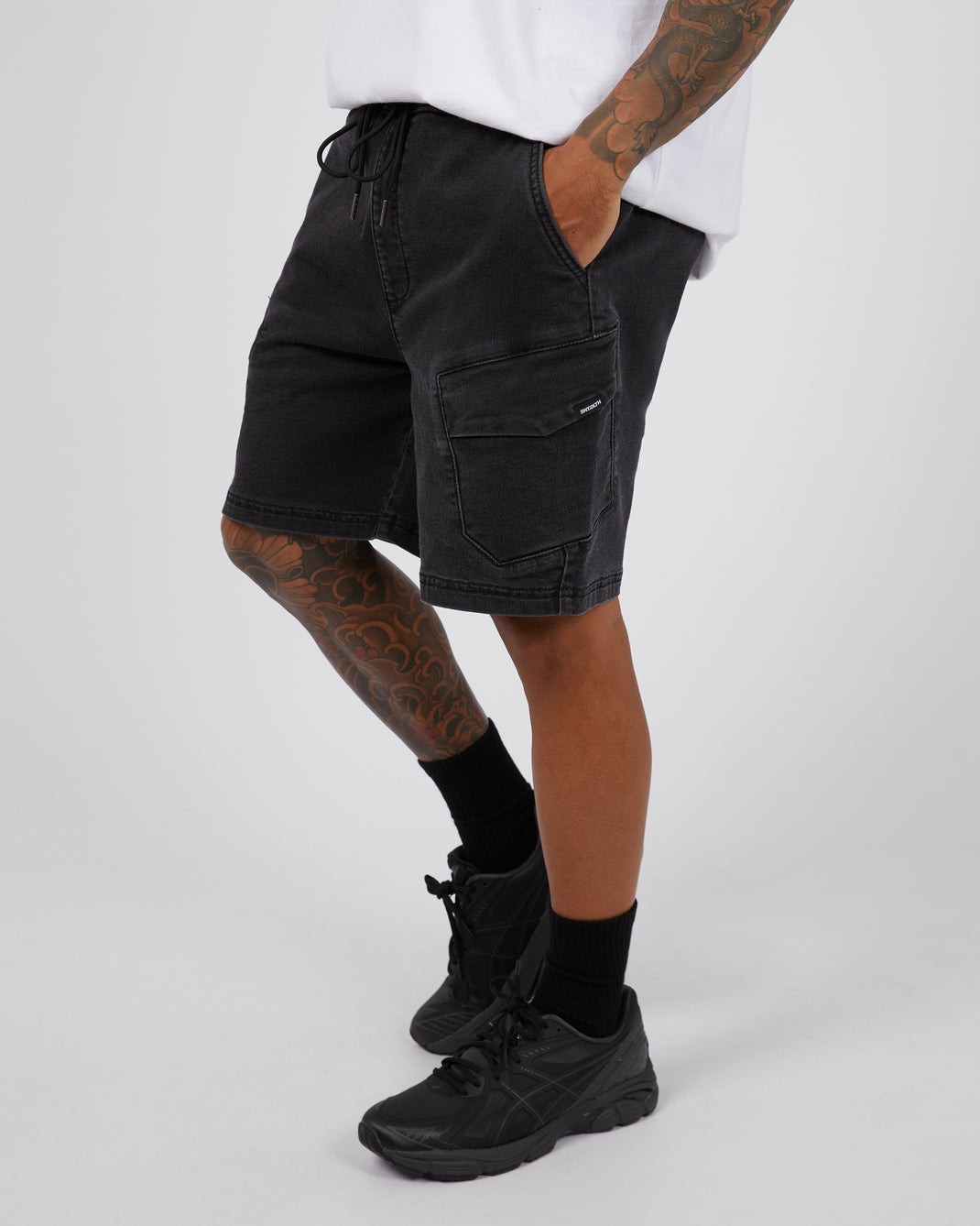 Gully Cargo Short Washed Black