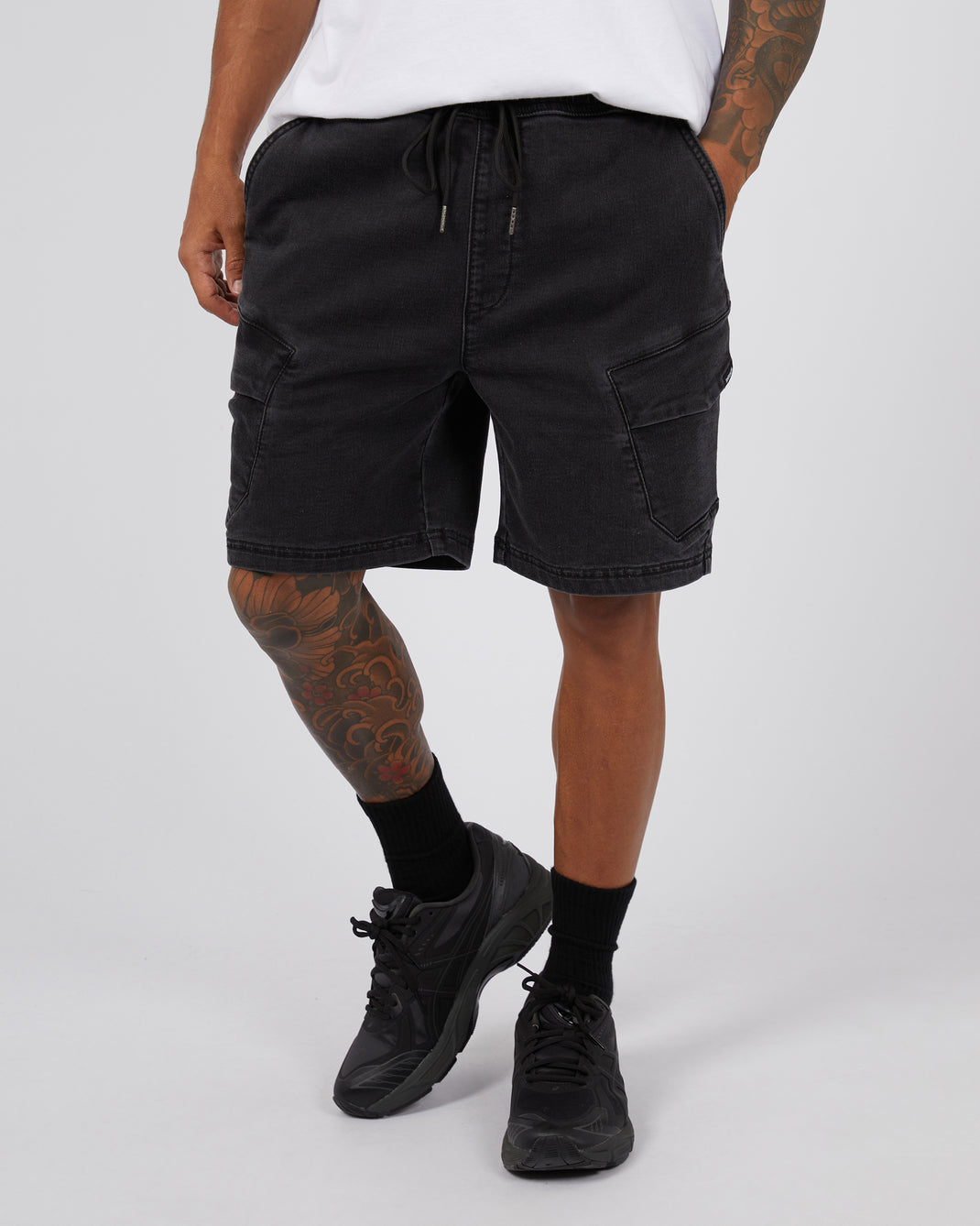 Gully Cargo Short Washed Black