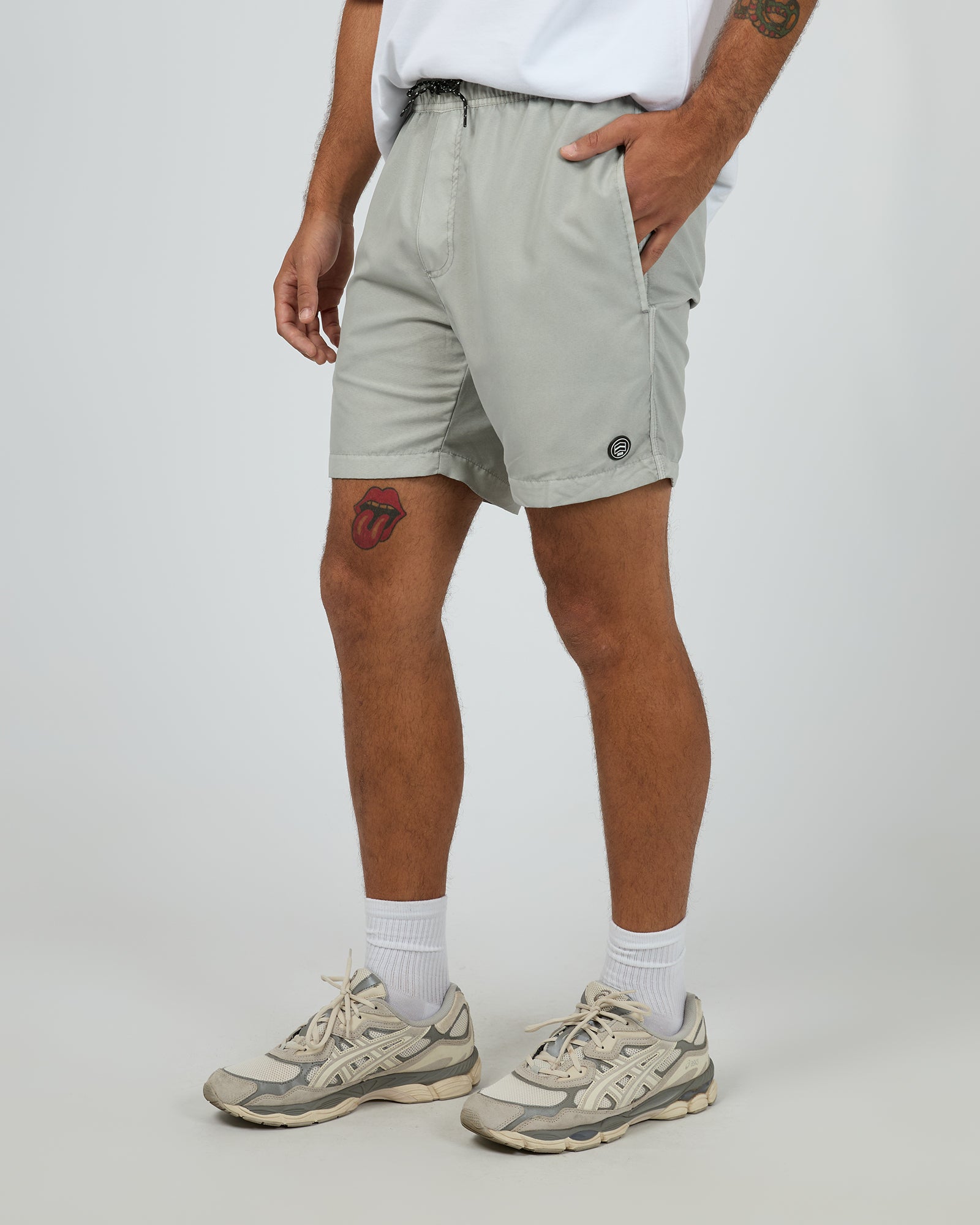Illusion Short Light Grey