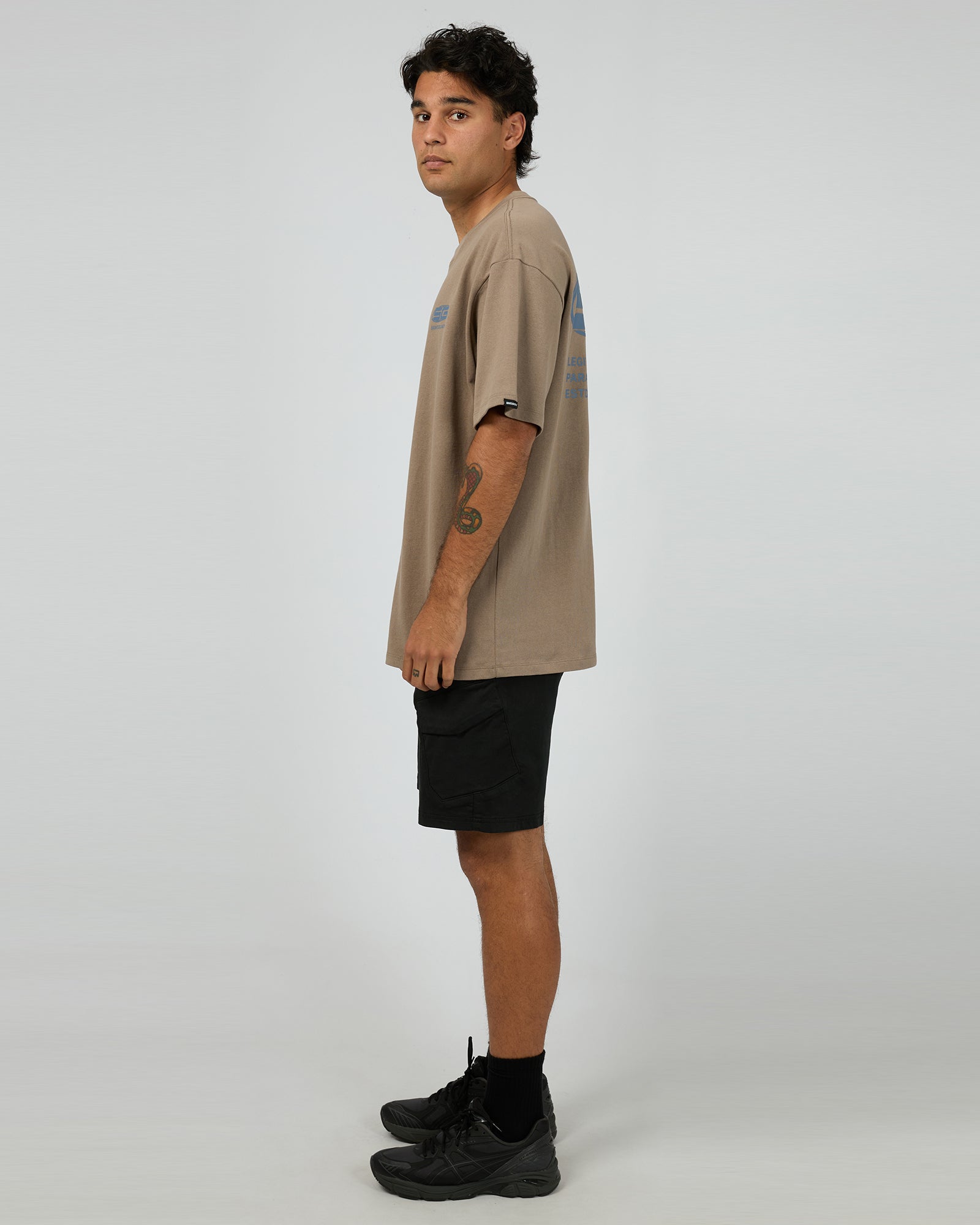 Saturn Tee Brown