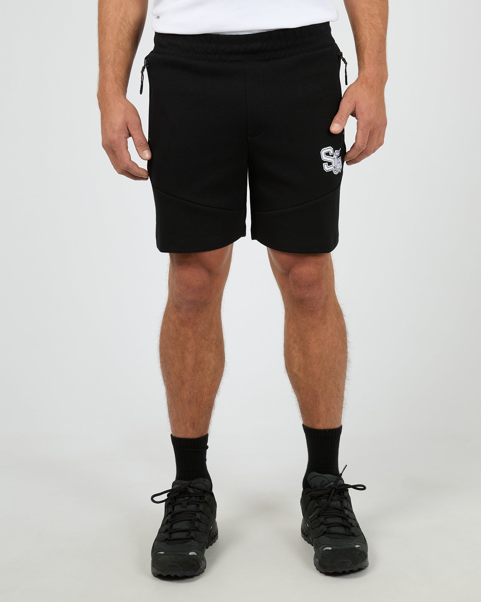 Interval Short Black