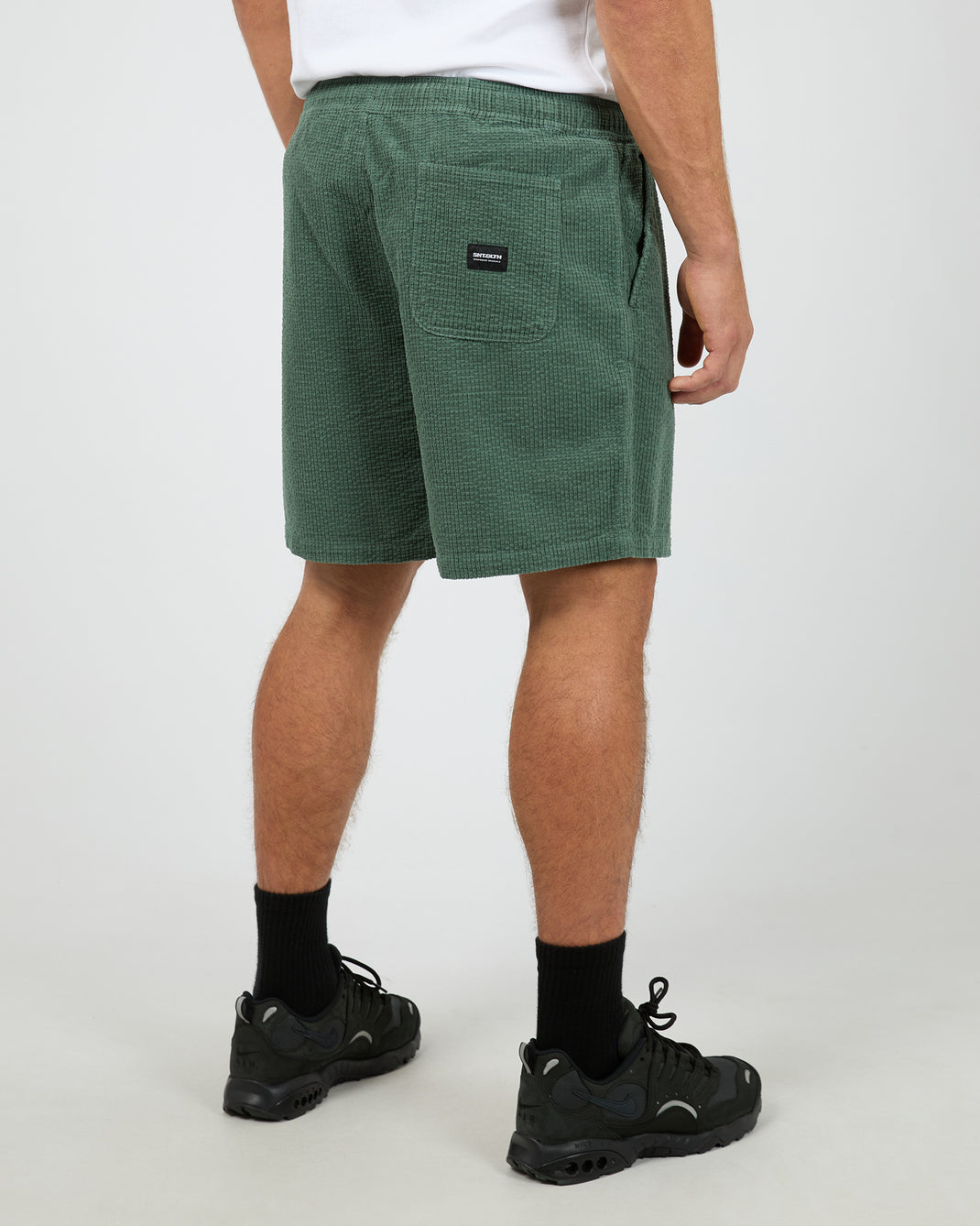 Squared Texture Short Green