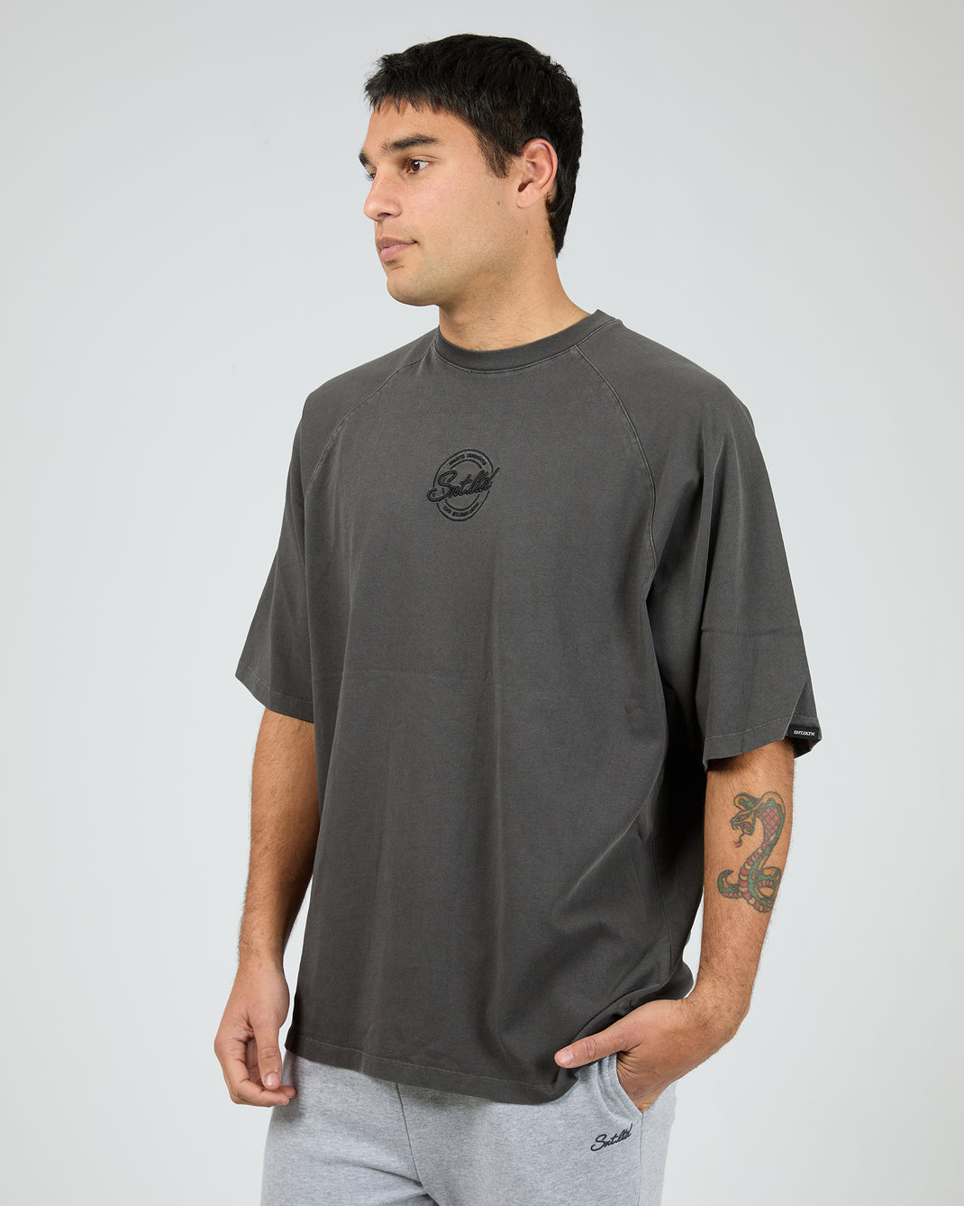 Radio Tee Coal