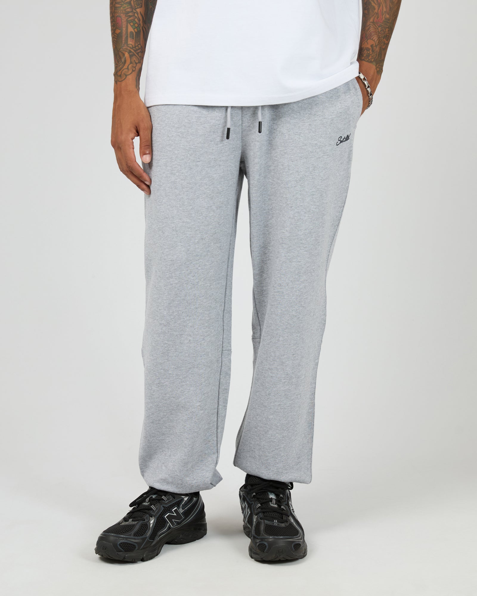 Radio Sweatpant Grey Marle