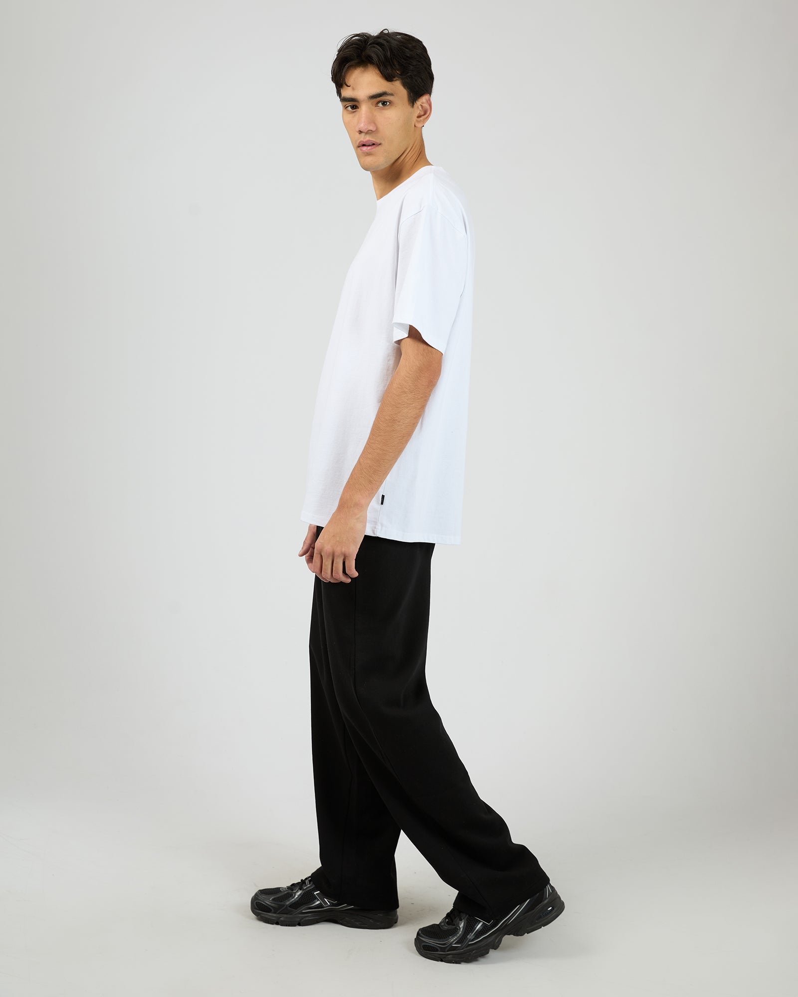 Wide Leg Trackpant Black