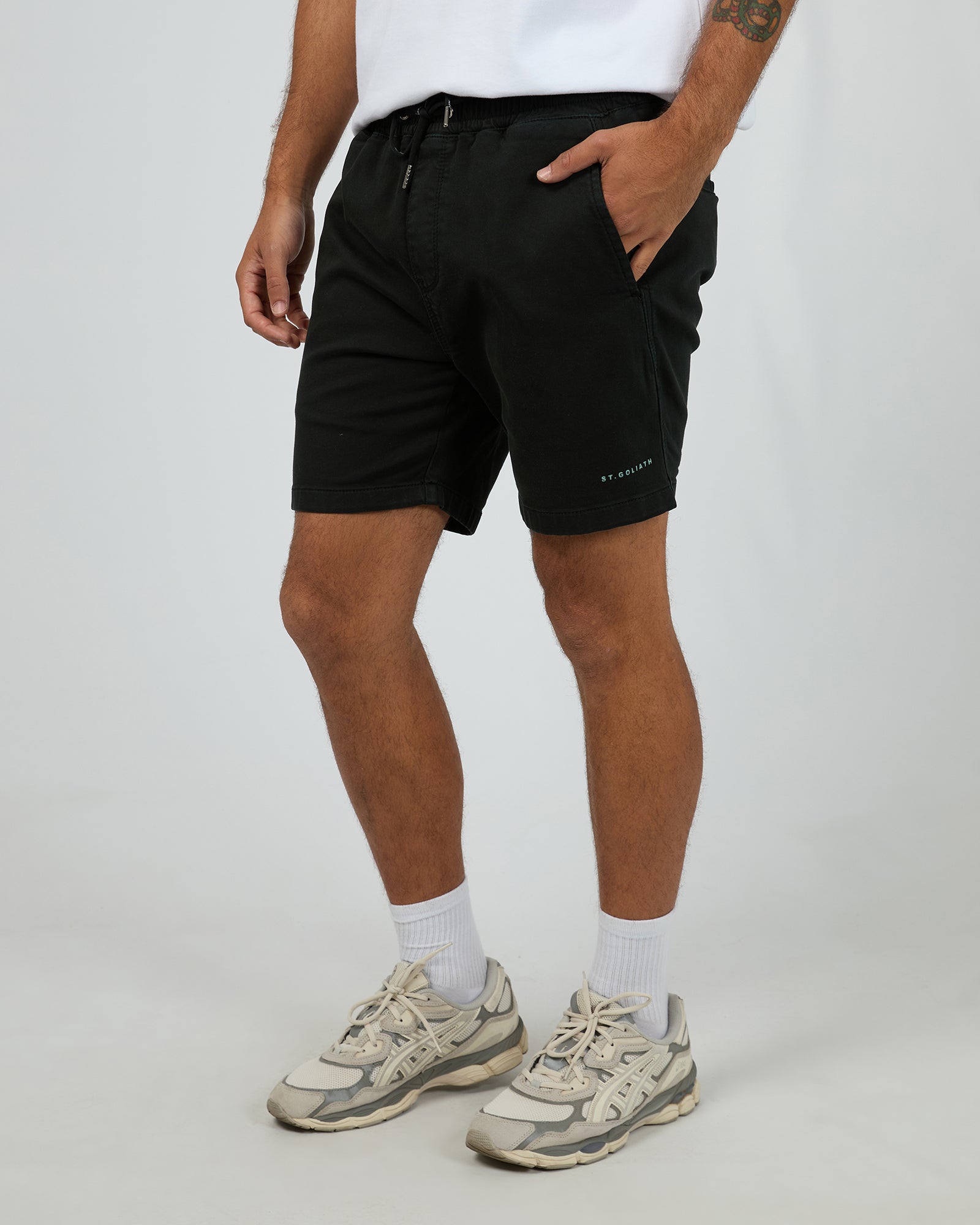 Fairhaven Short Black