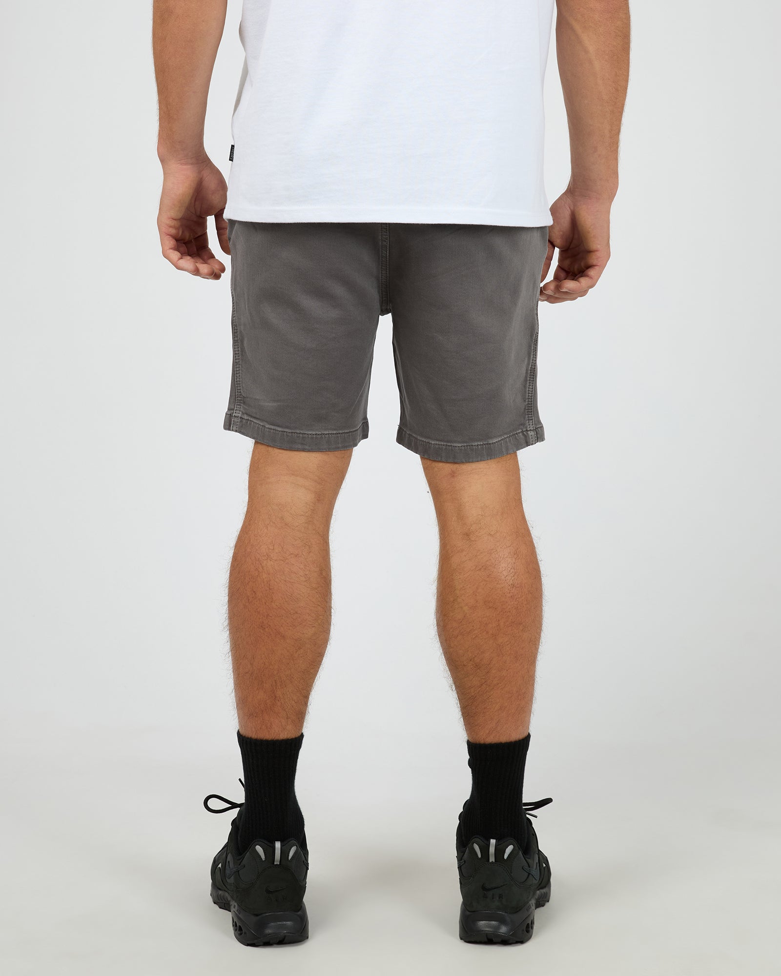 Fairhaven Short Dark Grey