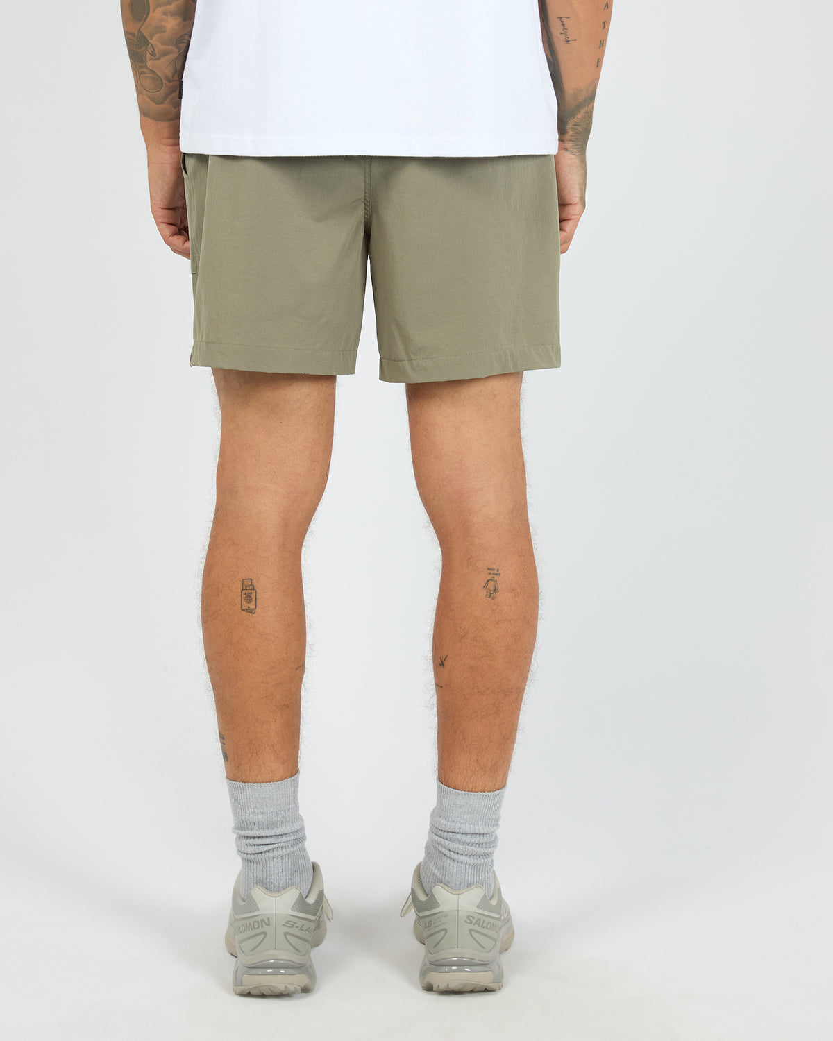 4385035.KHAK_3_1784699980000